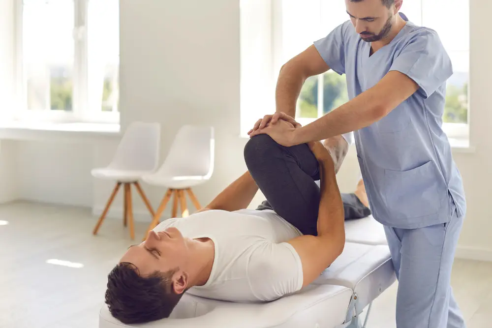 Sports injury chiropractic treatment in Arlington Heights, IL